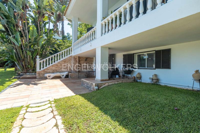 Foto 47ec0649-3923-4941-b280-a63d93c40e0d. Casa amb calefacció aparcament piscina a Oromana Alcalá de Guadaira