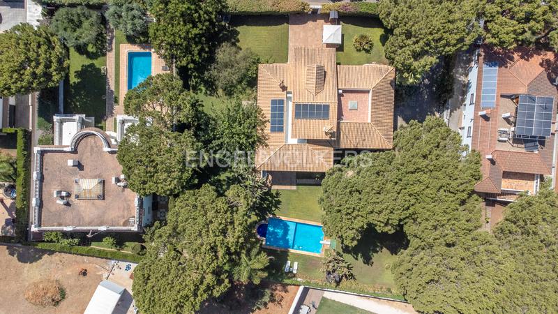 Foto 576171e5-098b-44d3-9e60-4be82928676e. Casa amb calefacció aparcament piscina a Oromana Alcalá de Guadaira