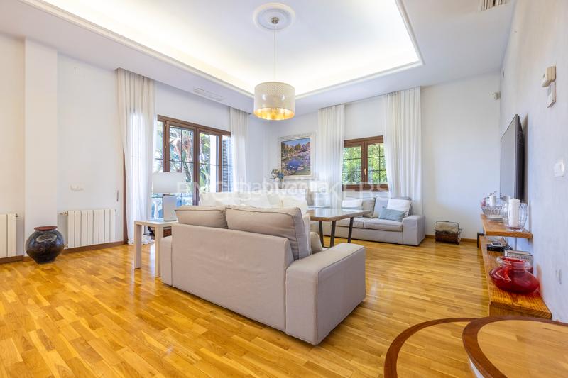 Foto 7f927009-0b75-4108-9fe1-951b894c502b. Casa amb calefacció aparcament piscina a Oromana Alcalá de Guadaira