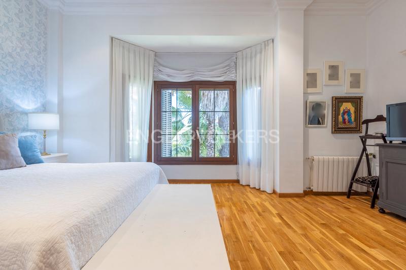 Foto 8dcc9948-7d9c-45c2-932b-ca6425a228b1. Casa amb calefacció aparcament piscina a Oromana Alcalá de Guadaira