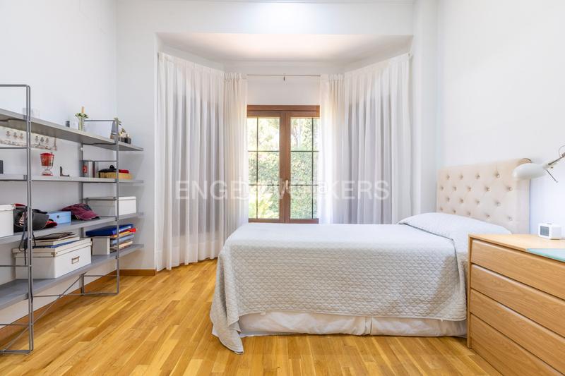 Foto 9ea5c929-fc1e-4b42-baff-2abdf086e356. Casa amb calefacció aparcament piscina a Oromana Alcalá de Guadaira