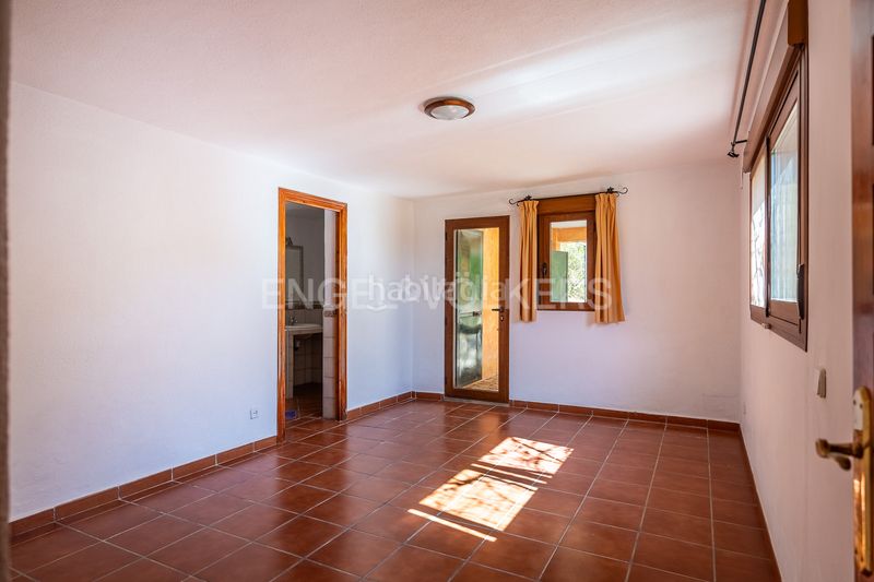 Foto 415082ab-3aeb-4652-90f4-605ad46a3407. Casa amb calefacció piscina a Castillo de las Guardas (El)