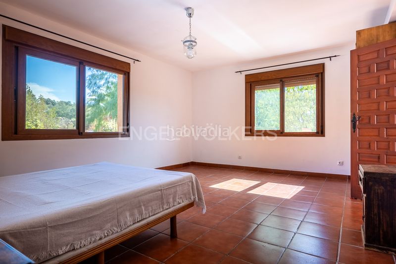 Foto c15a75bb-006b-4070-b09f-ce50b19eb878. Casa amb calefacció piscina a Castillo de las Guardas (El)