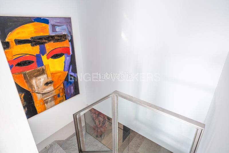 Foto eefaa30b-d1e5-443f-a941-1a735a612545. Apartament amb calefacció aparcament a Barrio del Nervión Sevilla