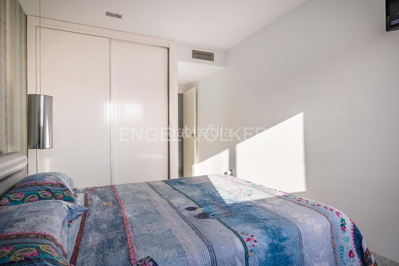Foto fefc7580-2bed-438c-96d5-a3dbd54c51ed. Apartament amb calefacció aparcament a Barrio del Nervión Sevilla
