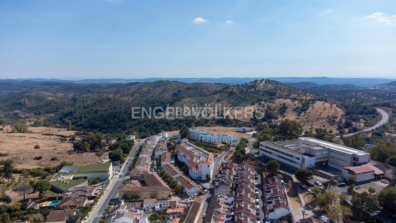 Foto 36c70666-81c7-4c3b-a4ea-8a306188d385. Maison avec chauffage dans Constantina