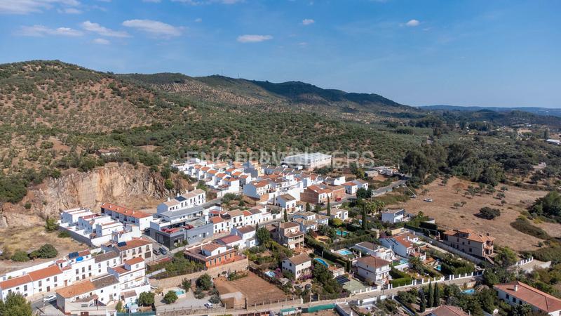 Foto a1467ad2-1d89-4072-bbb9-e9834e8b5ac8. Maison avec chauffage dans Constantina
