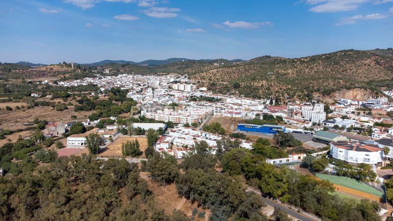 Foto f2fb6f0a-d736-4c87-b896-f7cd313a495a. Maison avec chauffage dans Constantina