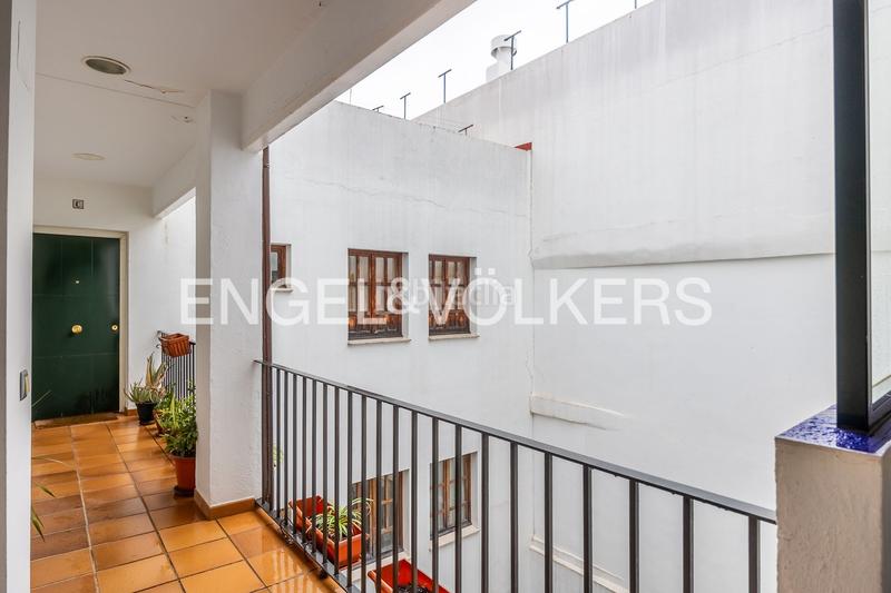 Foto aa1ac0a8-ba5a-4c8b-942e-fb4b39af0db5. Attique avec chauffage dans Santa Catalina Sevilla