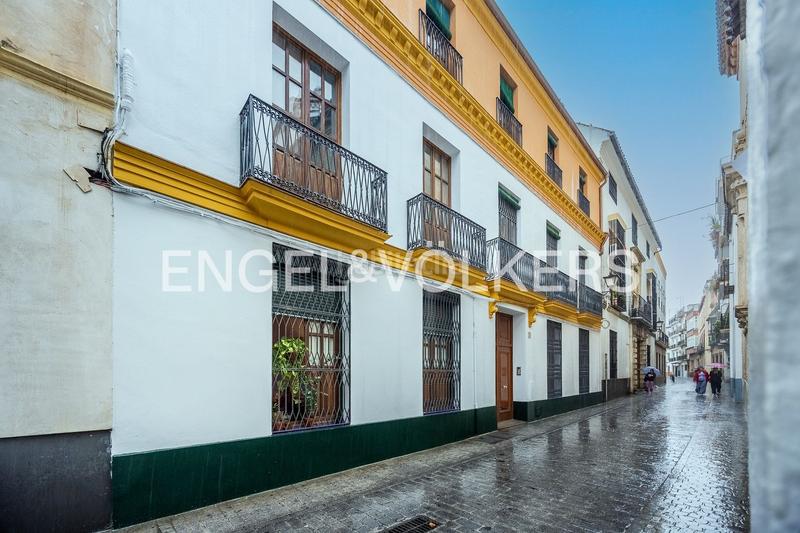 Foto ad073435-a08c-4225-90d5-b6359d8e3c9d. Attique avec chauffage dans Santa Catalina Sevilla