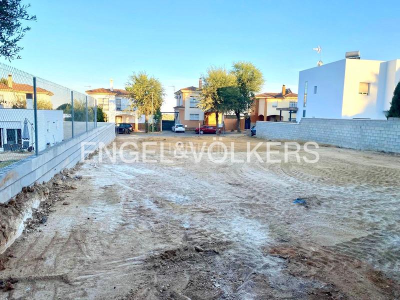 Foto 7649b71b-8d41-4752-b9ab-0e3f3888859b. Terreny residencial a Almensilla