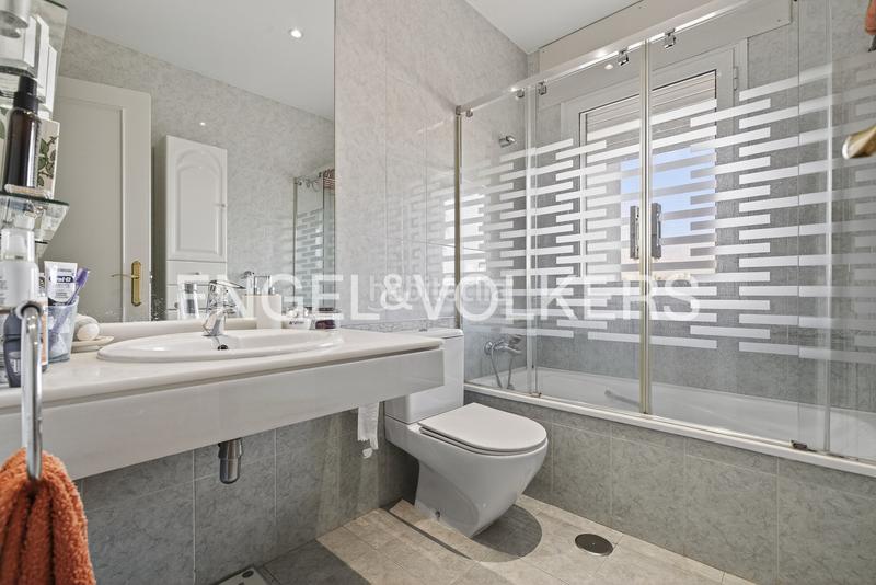 Foto 0d61bcf8-c596-4f6f-aeb9-6cc30c3957b6. Haus mit heizung pool in La Motilla - Fuente del Rey Dos Hermanas