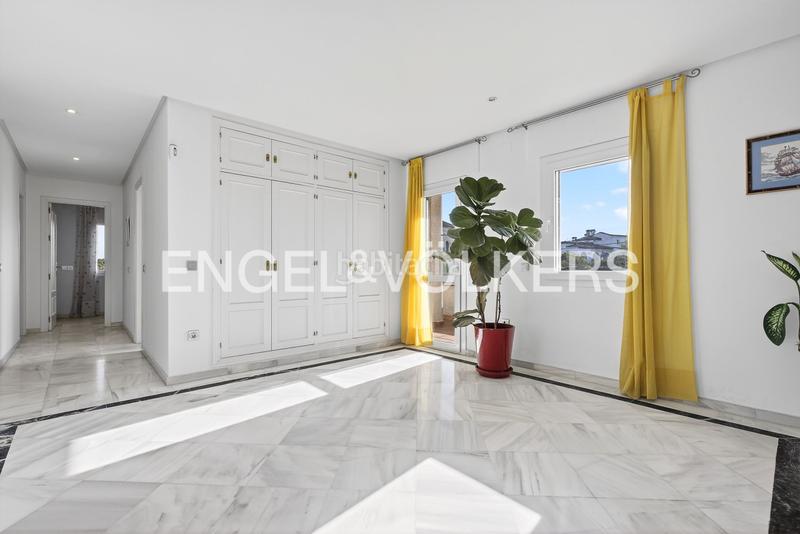 Foto 373ecccc-8970-47d3-be13-c4f8936c0dcc. Haus mit heizung pool in La Motilla - Fuente del Rey Dos Hermanas