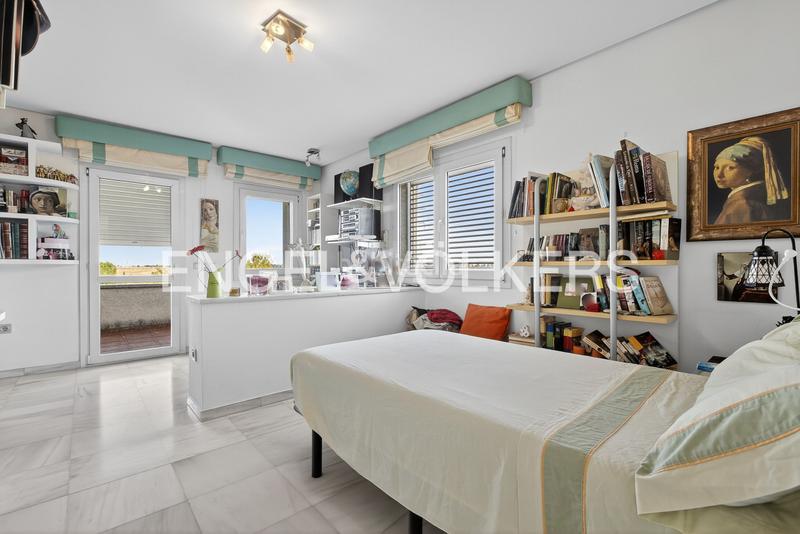 Foto 84ec2d3d-c0e6-4cec-9860-938d25cc8e80. Haus mit heizung pool in La Motilla - Fuente del Rey Dos Hermanas