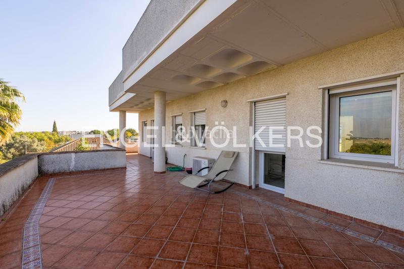 Foto ac081de4-0caf-49f6-b209-59d7c425ba6c. Haus mit heizung pool in La Motilla - Fuente del Rey Dos Hermanas