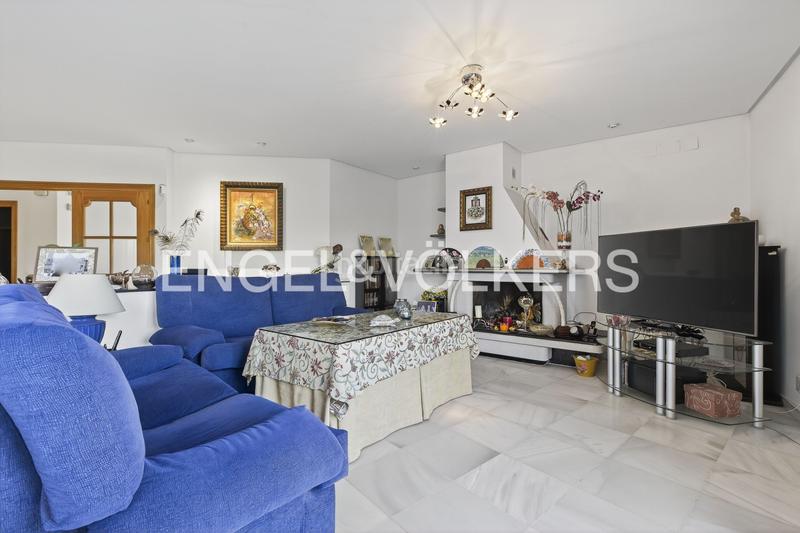 Foto cb63f184-c2d8-413d-a182-817e1cd836fd. Haus mit heizung pool in La Motilla - Fuente del Rey Dos Hermanas