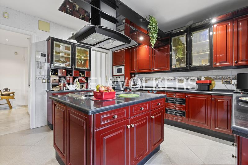 Foto e3855d98-a58b-49b7-a356-ad02fde330a2. Haus mit heizung pool in La Motilla - Fuente del Rey Dos Hermanas