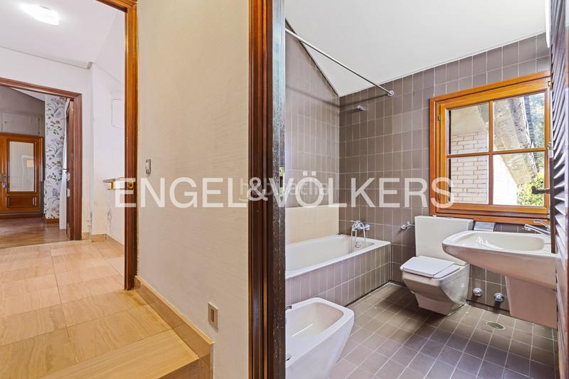 Foto 72d5b374-afa1-45f3-8d53-cb2d1f367385. House with heating parking pool in Santa Eufemia Tomares