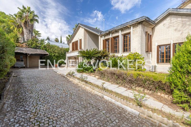 Foto 856e9e8c-807b-468c-87cf-b5b6b0421aec. House with heating parking pool in Santa Eufemia Tomares