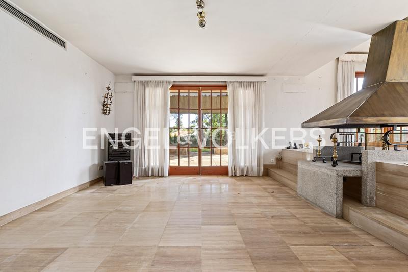 Foto ab397a11-fbde-4e21-afd7-e153e93450b7. House with heating parking pool in Santa Eufemia Tomares