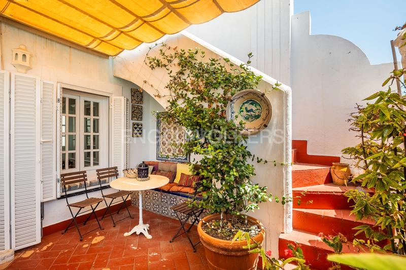 Foto 0f5dcf05-600b-48d3-9edf-0411536c760d. Attique avec chauffage piscine dans Alfalfa - Santa Cruz Sevilla