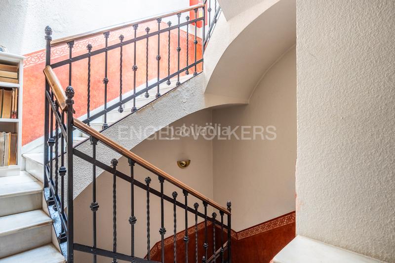 Foto 231ace77-fa12-42a8-8120-378657e4d00f. Attique avec chauffage piscine dans Alfalfa - Santa Cruz Sevilla