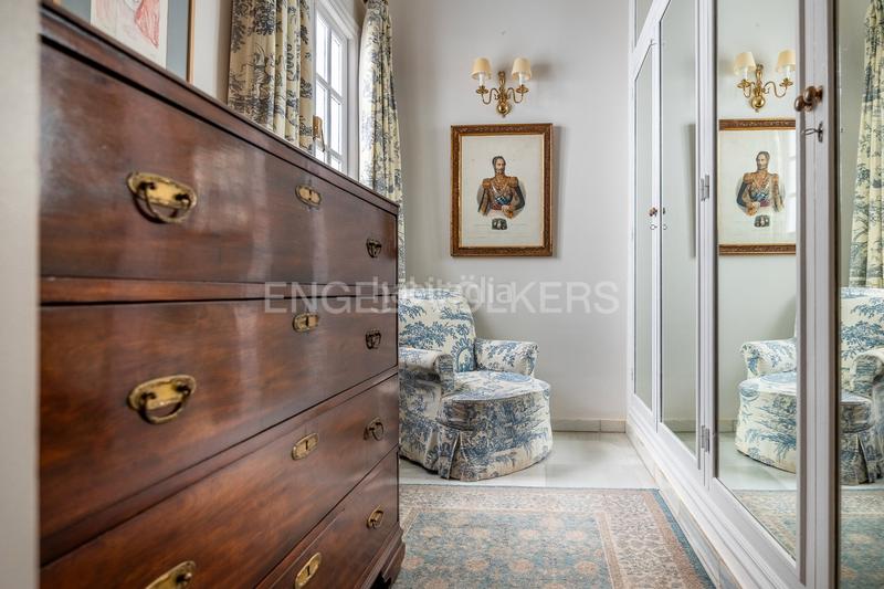 Foto 3874bad9-0f78-4db1-8441-dd73a8e76903. Attique avec chauffage piscine dans Alfalfa - Santa Cruz Sevilla