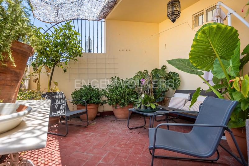 Foto 8c2a5723-565c-499d-86e1-f3b9edbe9cd2. Attique avec chauffage piscine dans Alfalfa - Santa Cruz Sevilla