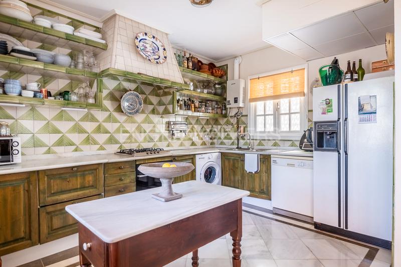 Foto c822057a-8c7c-4145-a0f4-47ae0aa82bd5. Attique avec chauffage piscine dans Alfalfa - Santa Cruz Sevilla