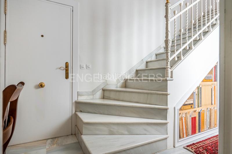 Foto da1dd8b9-4980-4e1f-b022-bf6c4390aa4b. Attique avec chauffage piscine dans Alfalfa - Santa Cruz Sevilla