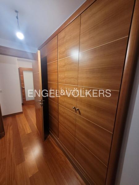 Foto f06388ea-f740-4e93-97e3-3c9c088a4744. Location appartement avec chauffage parking dans San Bernardo Sevilla