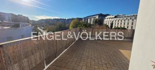 Miete Zweistöckige Wohnung in San Bernardo. Luminoso ático dúplex de 1 dormitorio en el corazón de san berna