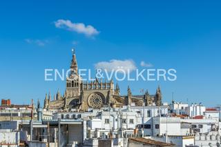 Casa in Arenal - Museo. Exclusiva casa completa en el arenal con garaje y licencia turís