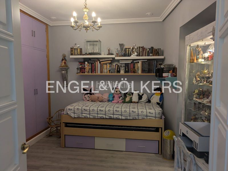 Foto a6cbc980-3fd1-4c30-ba03-b95d148864dc. Pis amb calefacció a Centro Histórico Cádiz