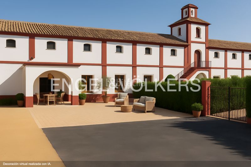 Foto c317505f-cb3c-4a5f-868b-1e151a50b12f. Casa amb calefacció piscina a Castilleja de la Cuesta