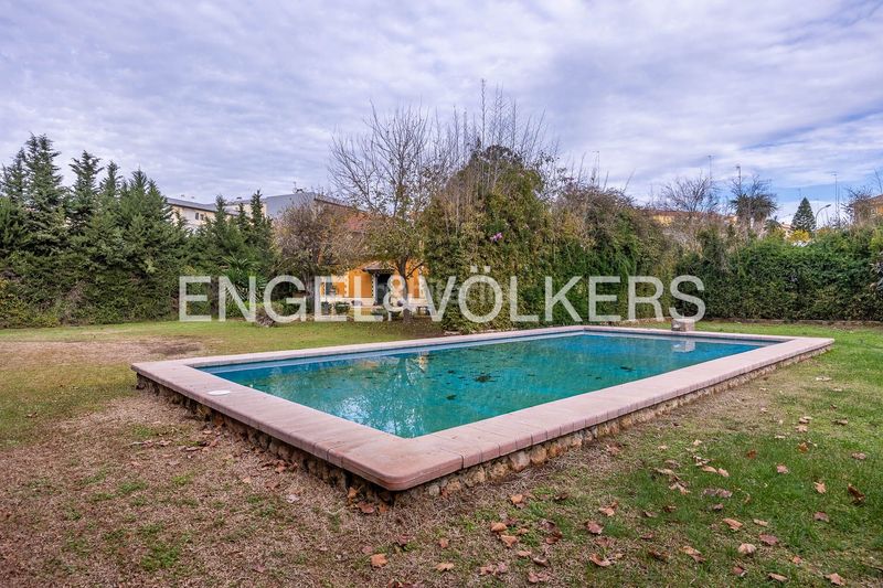 Foto 9a167435-11b2-43e0-8e2a-a67993b2887a. Casa amb calefacció a Nueva Alcalá Alcalá de Guadaira
