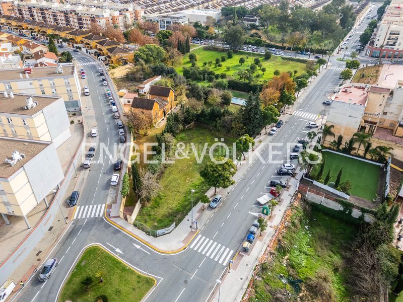 Foto b73dffb7-2d38-446f-b3cb-be91fe4368de. Casa amb calefacció a Nueva Alcalá Alcalá de Guadaira