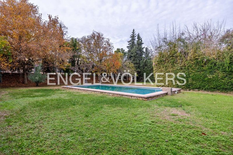 Foto df832766-85fb-44b7-852c-16d365b30493. Casa amb calefacció a Nueva Alcalá Alcalá de Guadaira