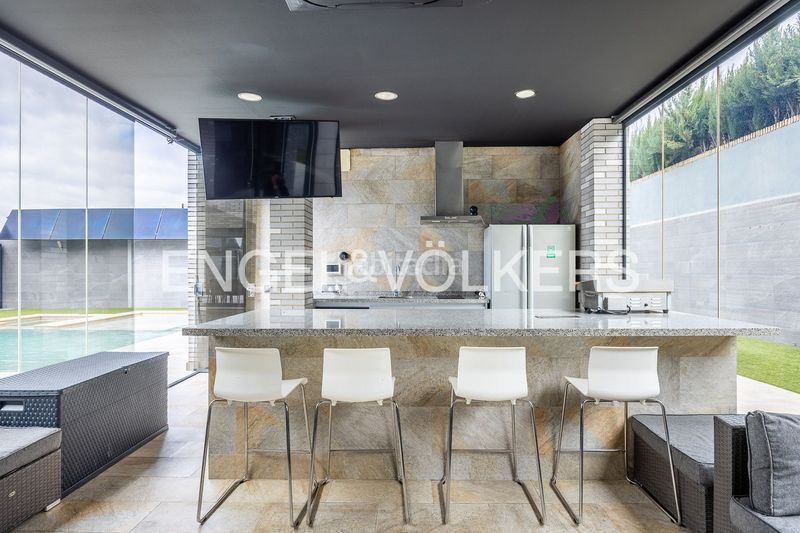 Foto 5d3c7dab-5f3f-4e18-b182-7d76fa0614db. Location maison avec chauffage piscine dans Olivar de Quintos Montequinto