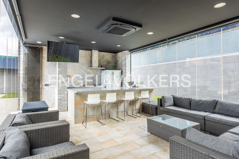 Foto 5ea2b358-2c20-455a-9a68-27743307b43d. Location maison avec chauffage piscine dans Olivar de Quintos Montequinto