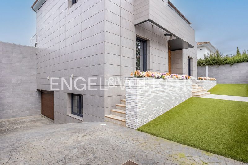Foto a51d7d22-43e0-4f68-bd7d-a2df79495a3f. Location maison avec chauffage piscine dans Olivar de Quintos Montequinto