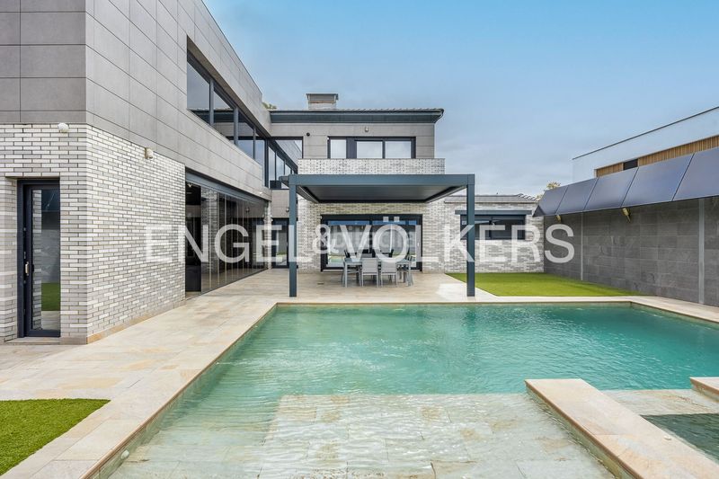 Foto b9d81660-0ee3-4650-9f5f-d2c49d4d6a85. Location maison avec chauffage piscine dans Olivar de Quintos Montequinto