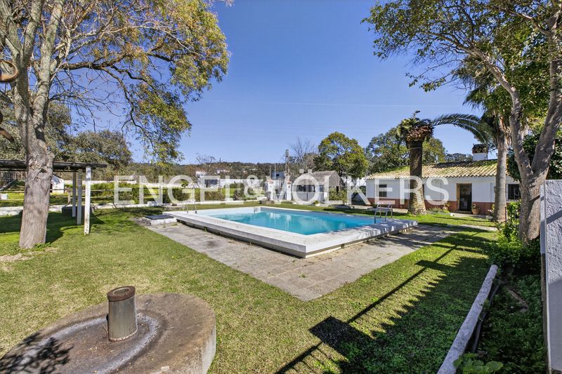 Foto 8fcd9ca8-3178-43a0-b8fc-0176f204866f. Masia amb calefacció piscina a Castillo de las Guardas (El)