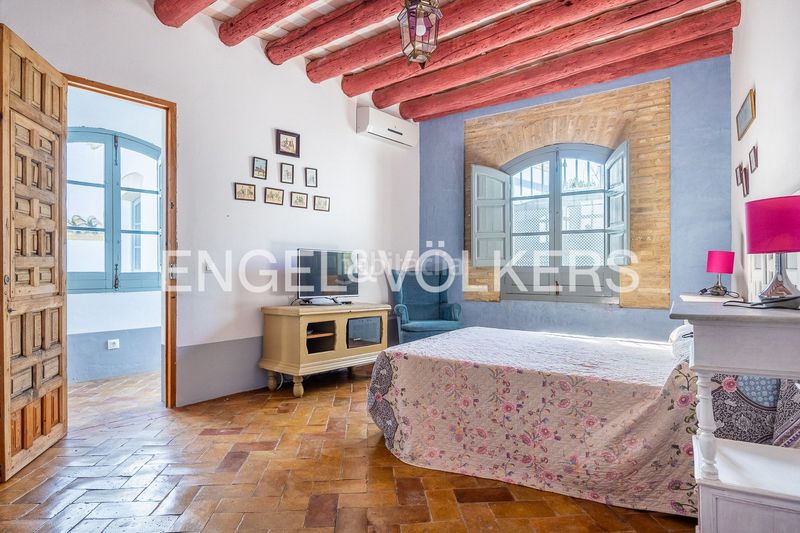 Foto a0447a4a-35ab-45c8-91d7-c3d666d87611. Casa a schiera con riscaldamento piscina in Carmona