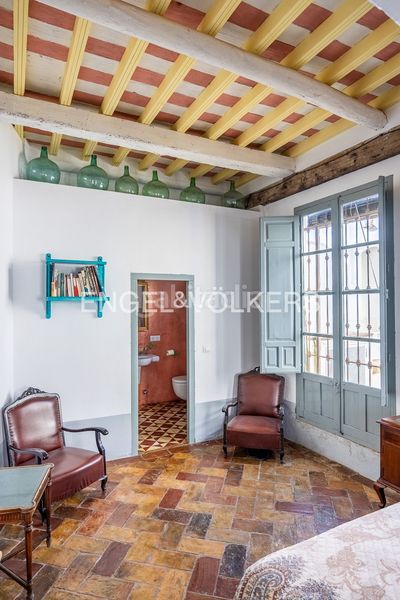 Foto f095e8fd-d2d6-4a16-a9ff-b4b580da0c09. Casa a schiera con riscaldamento piscina in Carmona