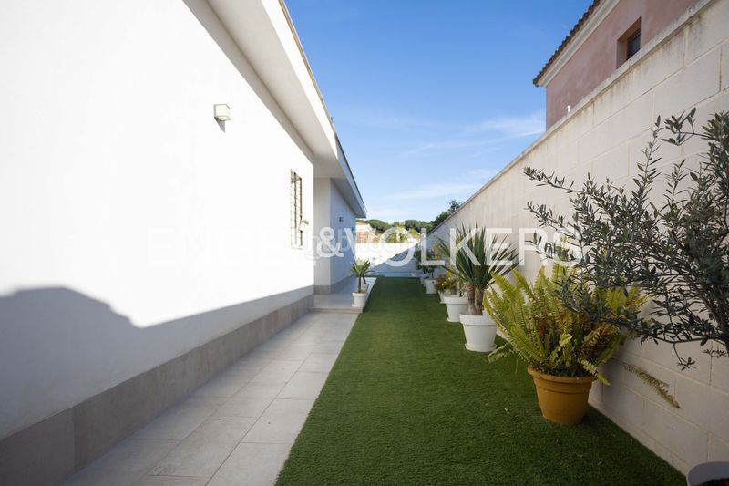 Foto 4b3b2c6d-8911-4e75-99f4-dca187ef3454. Casa amb calefacció piscina a Oromana Alcalá de Guadaira