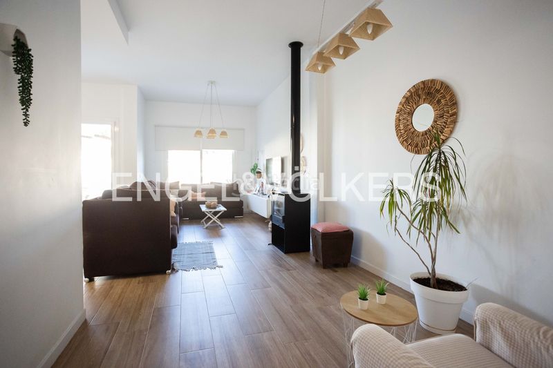 Foto 5f23e097-f934-4ba5-aa97-43cb7521bb21. Casa amb calefacció piscina a Oromana Alcalá de Guadaira