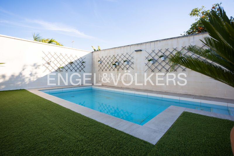 Foto 7679e548-2ce9-4284-b02d-91f4fea9dab6. Casa amb calefacció piscina a Oromana Alcalá de Guadaira