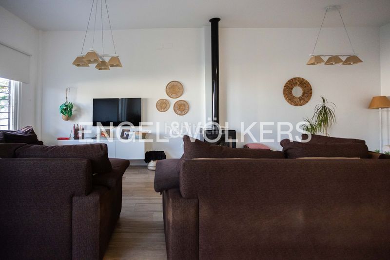 Foto 7928a4c6-3496-4619-8ca5-cb590622ca95. Casa amb calefacció piscina a Oromana Alcalá de Guadaira