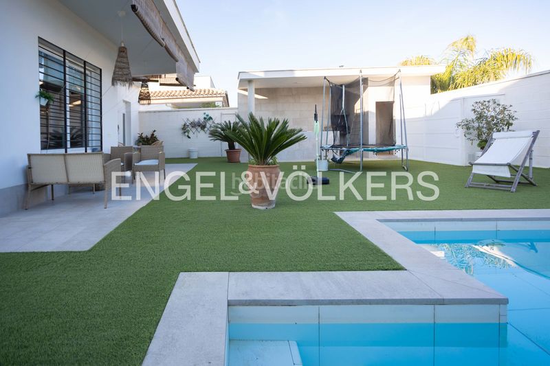 Foto a46e567a-5e37-4cac-b985-962bd97f3d32. Casa amb calefacció piscina a Oromana Alcalá de Guadaira